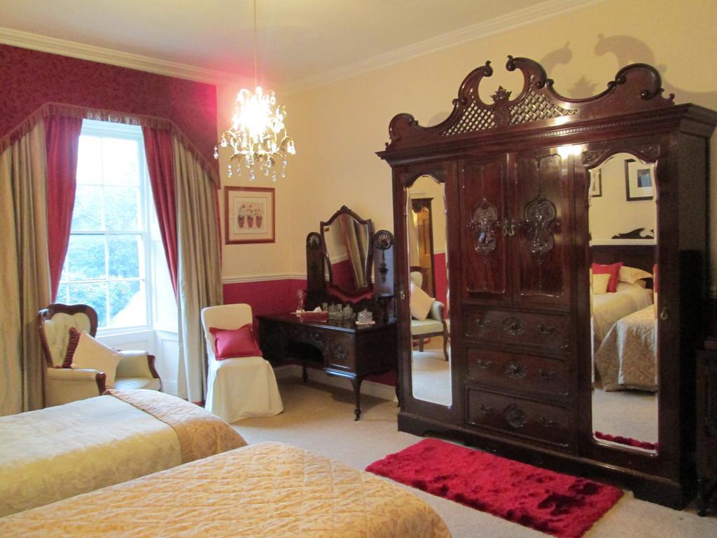 Priskilly Forest Country House Fishguard Habitación foto